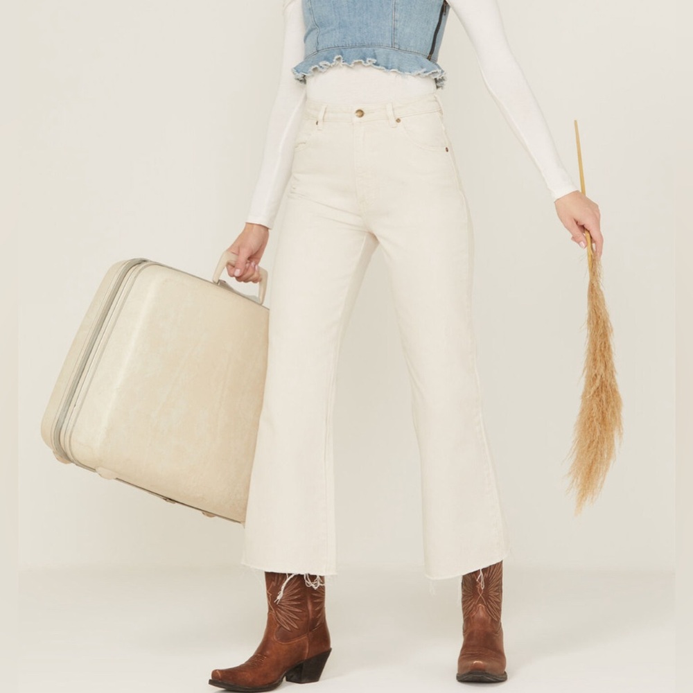 Rolla’s East Coast Crop Flare Jeans | Raw Hem White Denim Jeans | Size 26 |